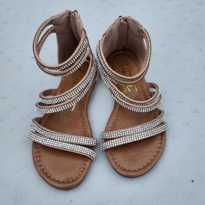 🍬3/$45 Nanette Lepore size 12 peach rhinestone sandals. Used good condition